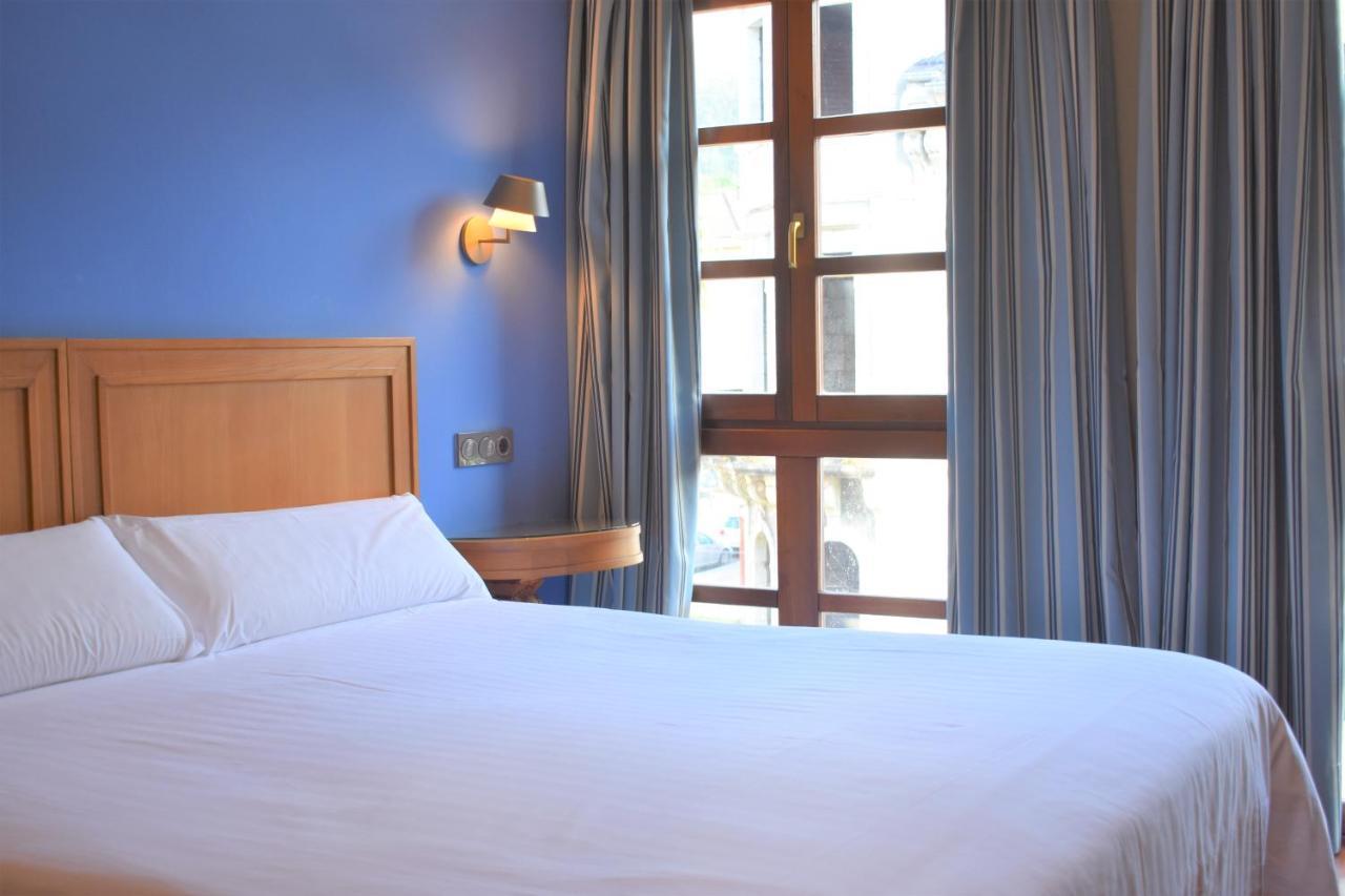 Hotel El Sella Onís Exteriör bild