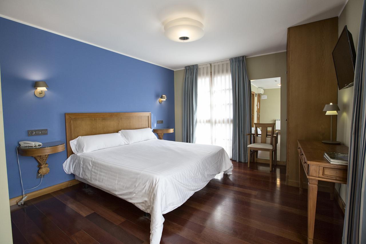Hotel El Sella Onís Exteriör bild