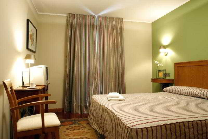 Hotel El Sella Onís Exteriör bild